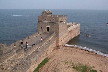 Великая китайская стена: дракон, оберегающий берег