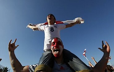 Чемпионат мира по футболу: Англия в плей-офф, а Словения прощается с ЮАР и Джабулани