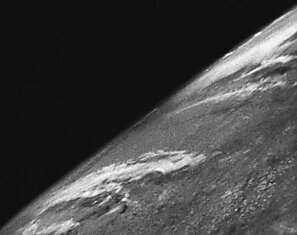 70 лет первой фотографии Земли из космоса