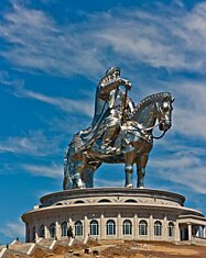 Статуя Чингизхана
