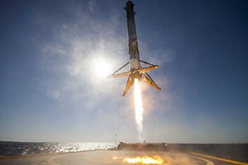 SpaceX снова попробует посадить ступень Falcon 9 на морскую платформу