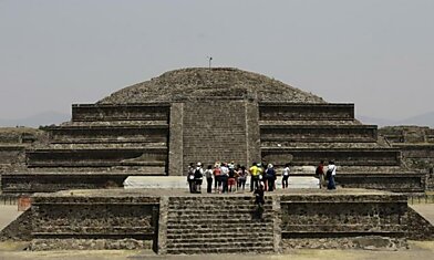 Под мексиканской пирамидой нашли жидкую ртуть