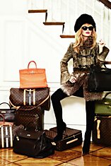 Как снизить стресс во время командировки: советы от fashion-стилиста Рейчел Зоуи