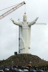 Самая высокая статуя Иисуса в Польше