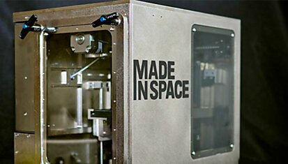 Анбоксинг посылки с МКС: инструменты и детали, распечатанные на 3D принтере на орбите Земли