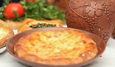 Рецепт хачапури с сырной начинкой