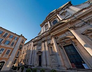 Самая маленькая в мире квартира продается в Риме за 50 тысяч евро