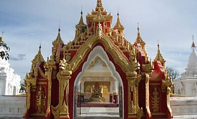 Пагода Кутодау (Kuthodaw)