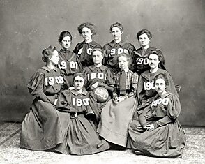 Женская баскетбольная команда, 1900 г.