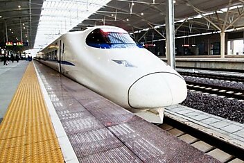 Пекин-Гуанчжоу – рекордно длинная скоростная железная дорога