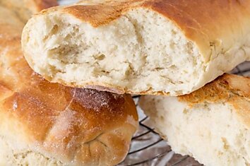 Как сделать домашний хлеб на сухих дрожжах