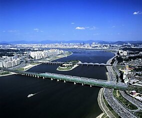 Сеул – город, в котором сосуществуют прошлое и будущее