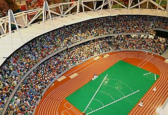 LEGO Olympic Stadium из 100.000 элементов конструктора