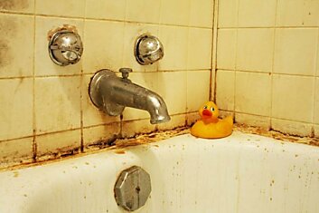 Народные методы отмывания ванн, чтобы сделать конфетку из неухоженной бедняжки