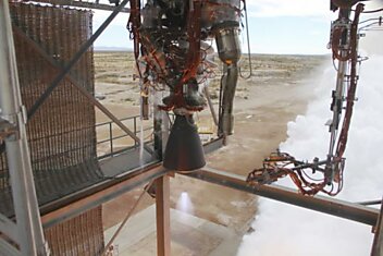 Космическая компания Blue Origin успешно провела испытания двигателей для своей ракеты-носителя