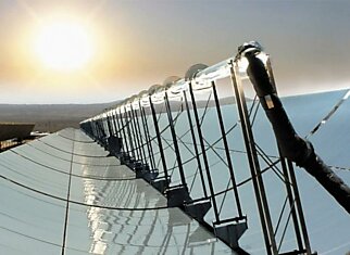 В Дубае появились остановки с солнечными панелями