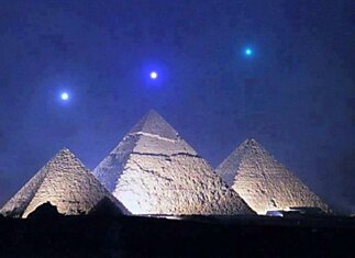 Парад планет над пирамидами