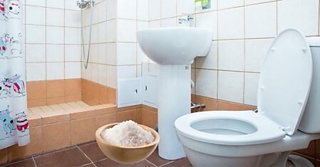 Для чего японцы ставят соль в туалете и почему нам тоже стоит так делать