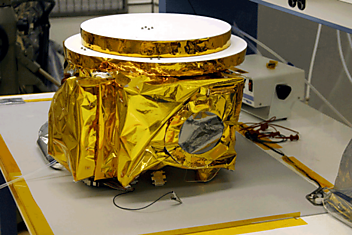 Камера, которая фотографирует Плутон
