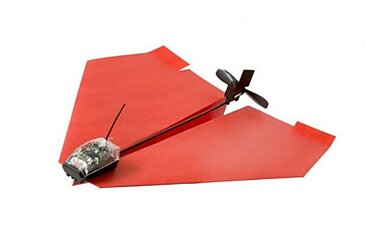 Самодельный бумажный самолетик можно превратить в управляемый летательный аппарат