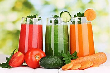 Оздоровление сырыми  овощными и фруктовыми соками