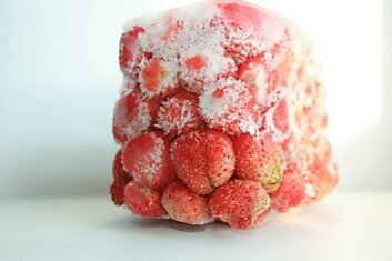 Ошибки во время заморозки клубники и других ягод на зиму