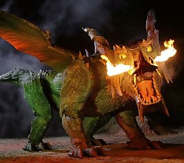 Немецкие ученые создали огнедышащего робота-дракона