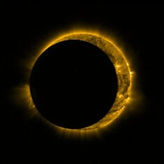 Опубликованы фото и видео солнечного затмения 13 сентября 2015 года со спутников