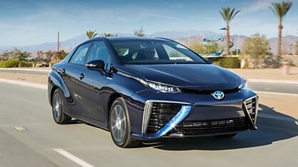 Компания Toyota может поставить водородный двигатель в Lexus