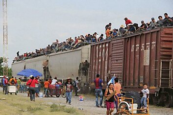 Самый коварный поезд » La Bestia»— из Мексики в США