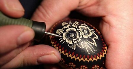 Обворожительная техника росписи пасхальных яиц