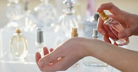 Продлеваем жизнь любимому аромату! 7 хитростей, как усилить стойкость парфюма.