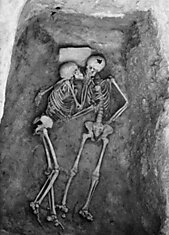 Поцелуй, которому 6000 лет. Найден в Иране