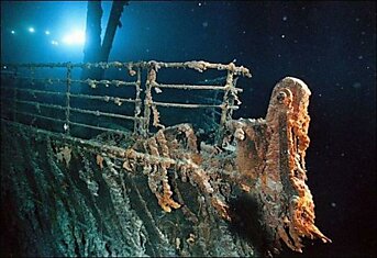 Погружение к лайнеру "Титаник"