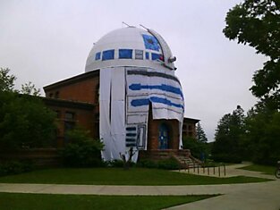 Обсерватория R2-D2 (6 фотографий)