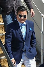 Двойник рэпера PSY оторвался на Каннском фестивале