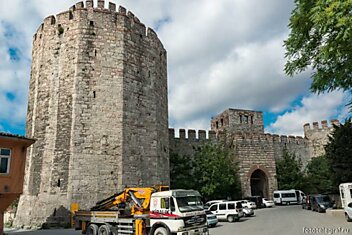 Знаменитая турецкая Крепость Едикуле