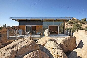 BlueSky Home— дом в пустыне Мохаве