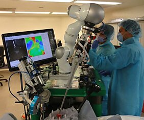 Автономный робот-хирург провёл операцию на мягких тканях почти без помощи человека