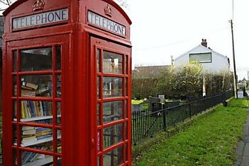 Вторая жизнь английских телефонных будок