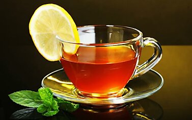 Пять лучших видов травяного чая от жары
