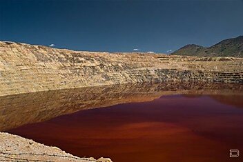 Самое токсичное озеро на планете (7 фото)