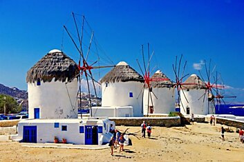 Завораживающие ветряные мельницы острова Миконос