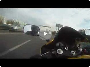 Несколько минут из жизни русского мотоциклиста