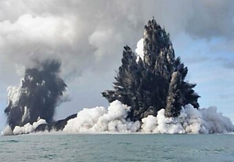 Подводное извержение рядом с Tonga (12 фотографий)