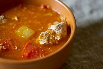 Рецепт пражского чесночного супа и с чем его подавать
