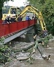 Европу спасают из-под воды