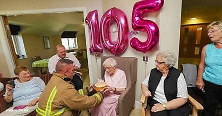 Эта бабушка отметила свой день рождения так, как многие не решатся и в 25