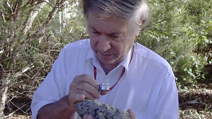 В Австралии найдено место падения крупнейшего метеорита в истории планеты