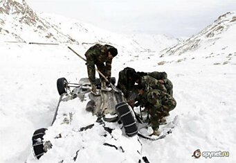 Снежные лавины в Афганистане (12 фото)